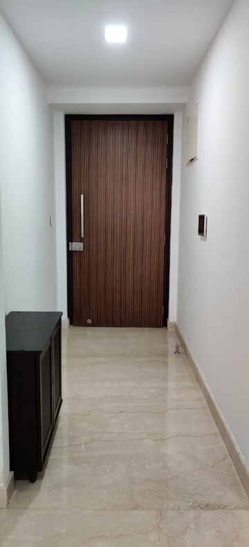  2 BHK Apartment at Lodha Venezia, Parel – for Rent