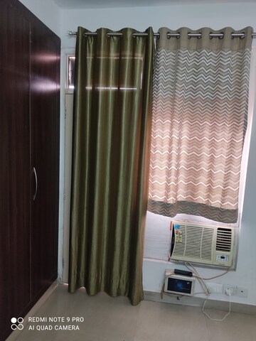 Room in 2 BHK Builder Floor at Sector 48 – for Rent