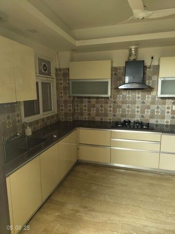 Kitchen in 4 BHK Builder Floor at Gurugram CGHS, Sector 56 – for Rent