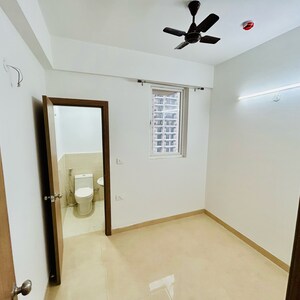 Room in 3.5 BHK Apartment at ATS Nobility, Haibatpur – for Sale