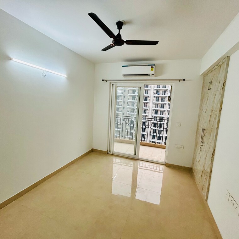Room, ats-nobility 3.5 Bedroom 1675 Sq.Ft. Apartment In Haibatpur Greater Noida 8399695