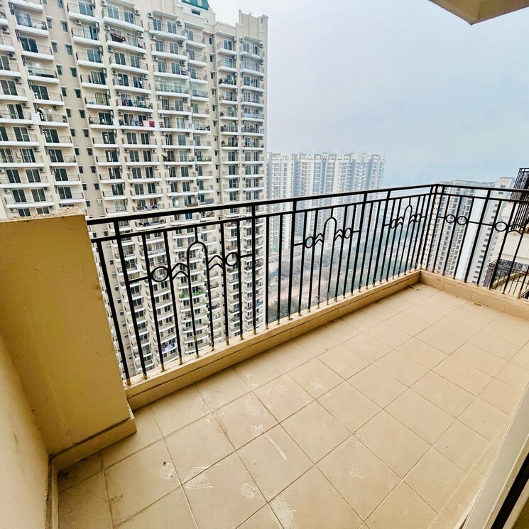 Balcony, ats-nobility 3.5 Bedroom 1675 Sq.Ft. Apartment In Haibatpur Greater Noida 8399695