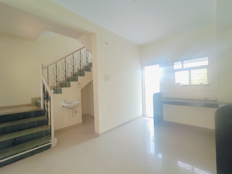 Room, lake-paradise 3 Bedroom 1300 Sq.Ft. Independent House In Talegaon Dabhade Pune 8399682