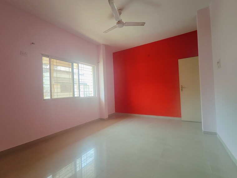 Room, lake-paradise 3 Bedroom 1300 Sq.Ft. Independent House In Talegaon Dabhade Pune 8399682