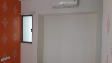 Room in 2.5 BHK Apartment at Bhayandarpada – for Sale