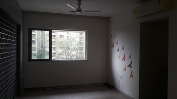 Room in 2.5 BHK Apartment at Bhayandarpada – for Sale