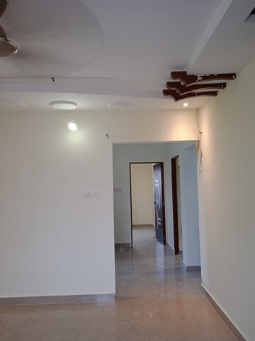 Room in 2 BHK Apartment at Manish Nagar – for Rent