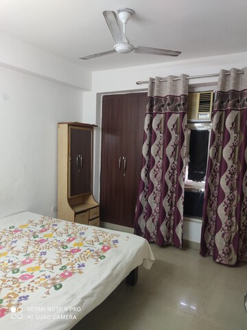 Bedroom in 2 BHK Apartment at Sector 74 – for Rent