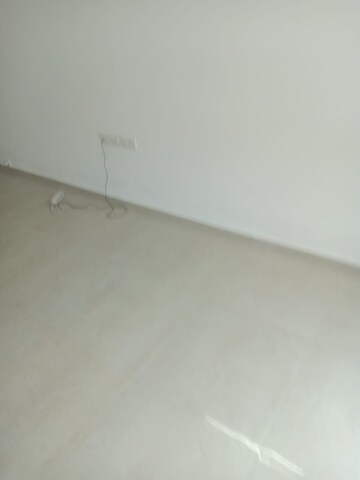 Room in 2 BHK Apartment at Raj Paradise B Wing CHS Ltd, Andheri East – for Rent