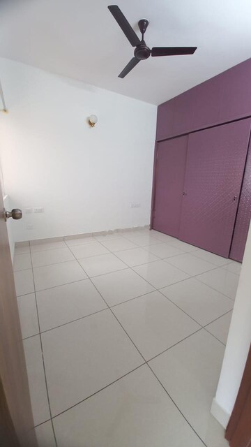 Room in 3 BHK Apartment at LnT Raintree Boulevard, Hebbal – for Rent
