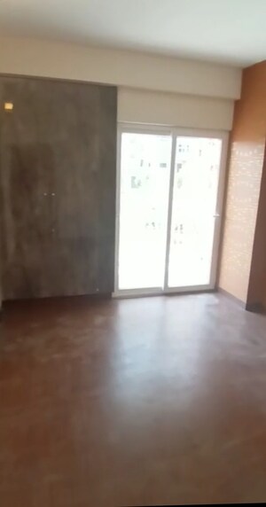 Room in 2 BHK Apartment at VIctoryone Amara, Sector 16 Greater Noida – for Sale