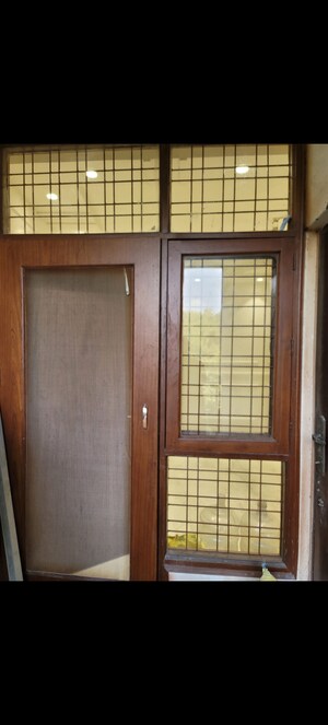 Room in 2 BHK Builder Floor at Dayanand Colony – for Sale