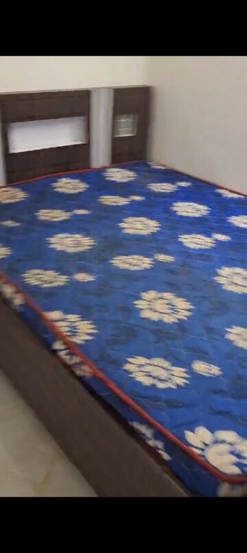 Bedroom in 1 BHK Apartment at Lower Parel – for Rent