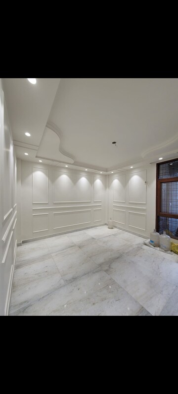 2 BHK Builder Floor For Sale in Lajpat Nagar