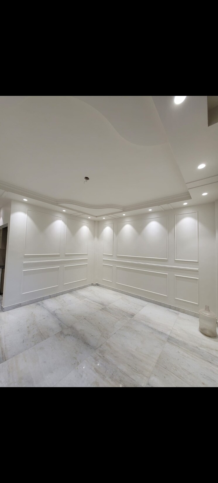 Room, lajpat nagar 2 Bedroom 100 Sq.Yd. Builder Floor In Lajpat Nagar Delhi 8399960