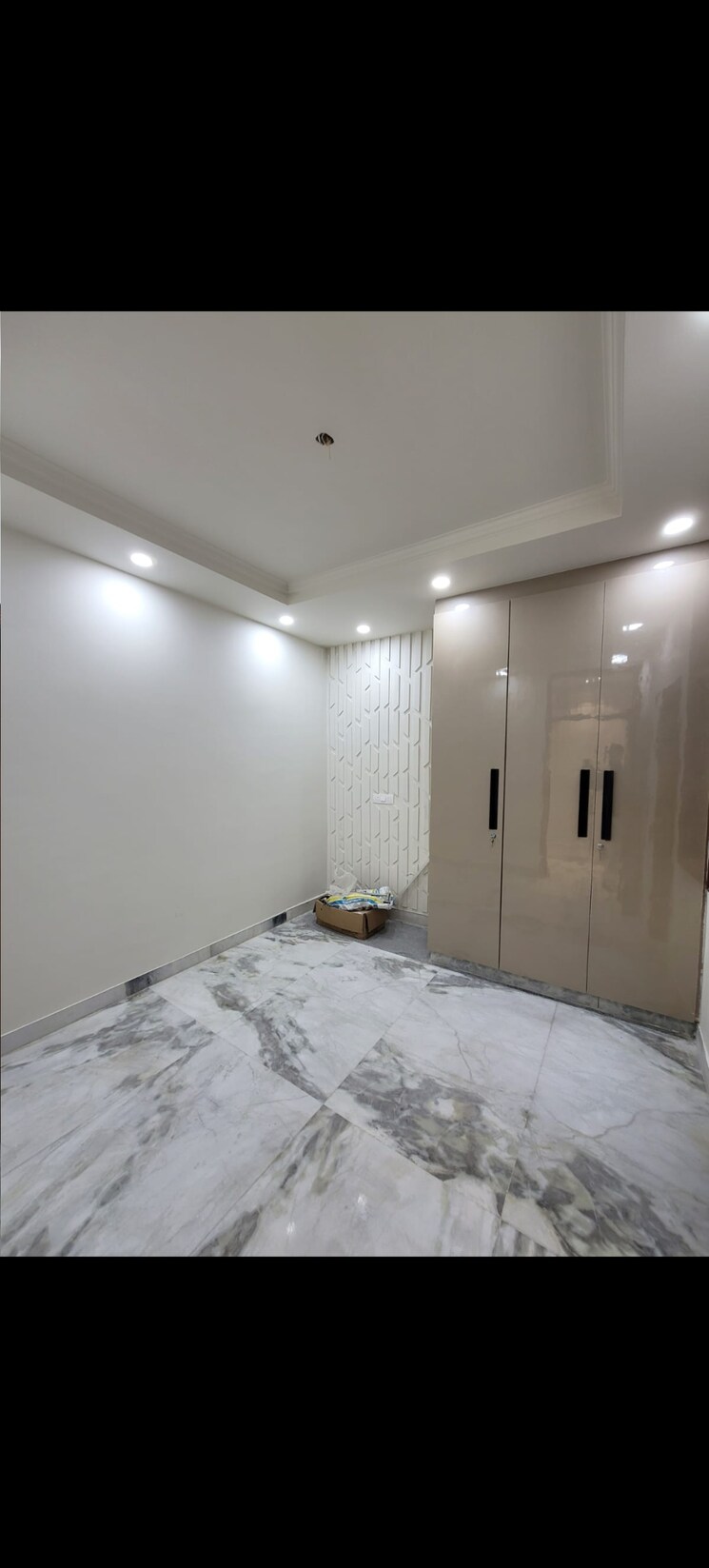 Room, lajpat nagar 2 Bedroom 100 Sq.Yd. Builder Floor In Lajpat Nagar Delhi 8399960