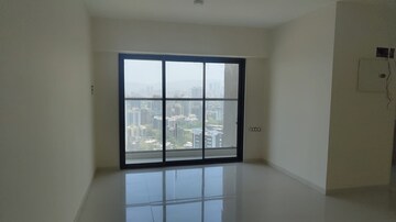 Room in 2 BHK Apartment at Lotus Sky Garden, Malad West – for Rent
