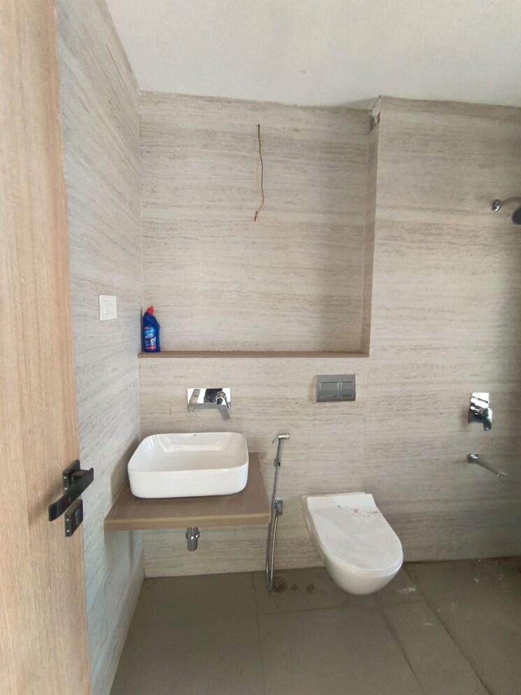 Bathroom, roodraksh-golf-walk 3 Bedroom 1323 Sq.Ft. Apartment In Chembur Mumbai 8400010