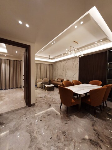 Team Area in 3 BHK Builder Floor at Sector 26 – for Sale