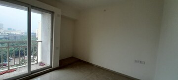 Room in 2 BHK Apartment at STG Atlantis, Panch Pakhadi – for Rent