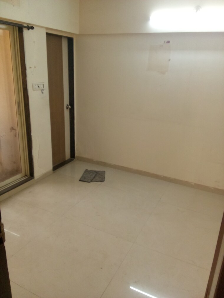 Room, m-r-galaxy-royale 1 Bedroom 467 Sq.Ft. Apartment In Goregaon West Mumbai 8400485