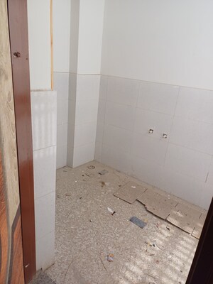 Furnished Amenities in 2 BHK Independent House at Jankipuram – for Sale