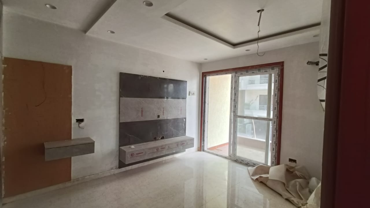 2 BHK + Extra Room Builder Floor For Sale in RPS Palm Drive