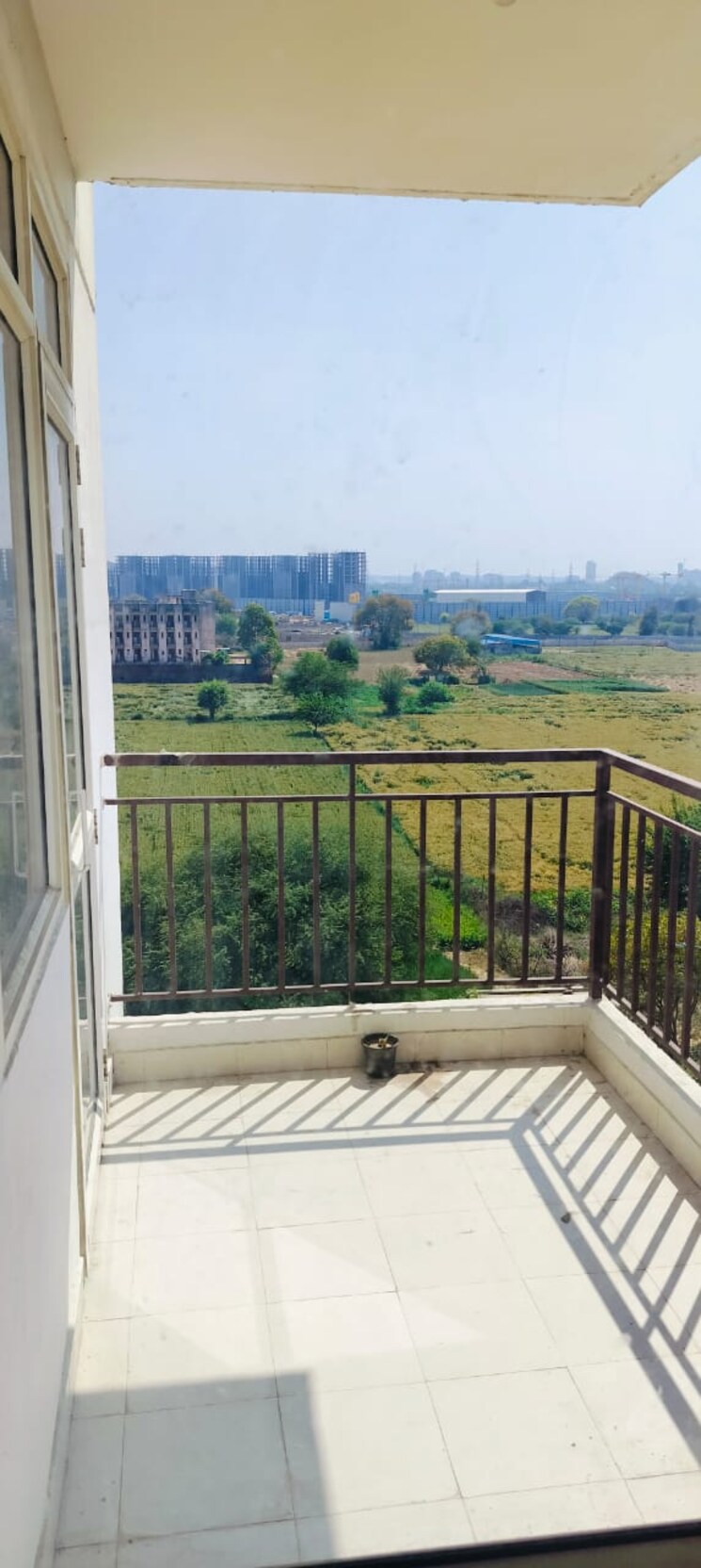 Balcony, suncity-avenue-76 2 Bedroom 735 Sq.Ft. Apartment In Sector 76 Gurgaon 8400483