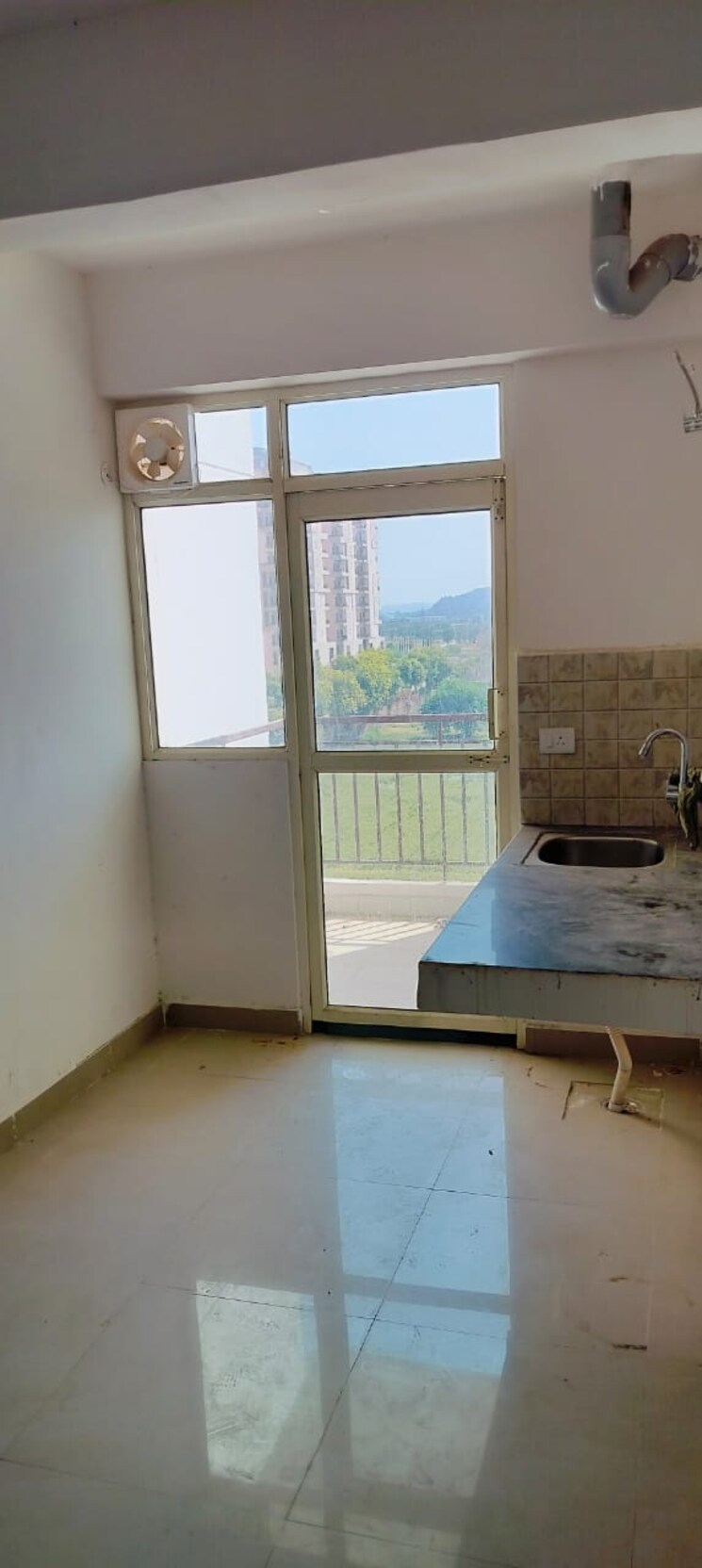 Room, suncity-avenue-76 2 Bedroom 682 Sq.Ft. Apartment In Sector 76 Gurgaon 8400559