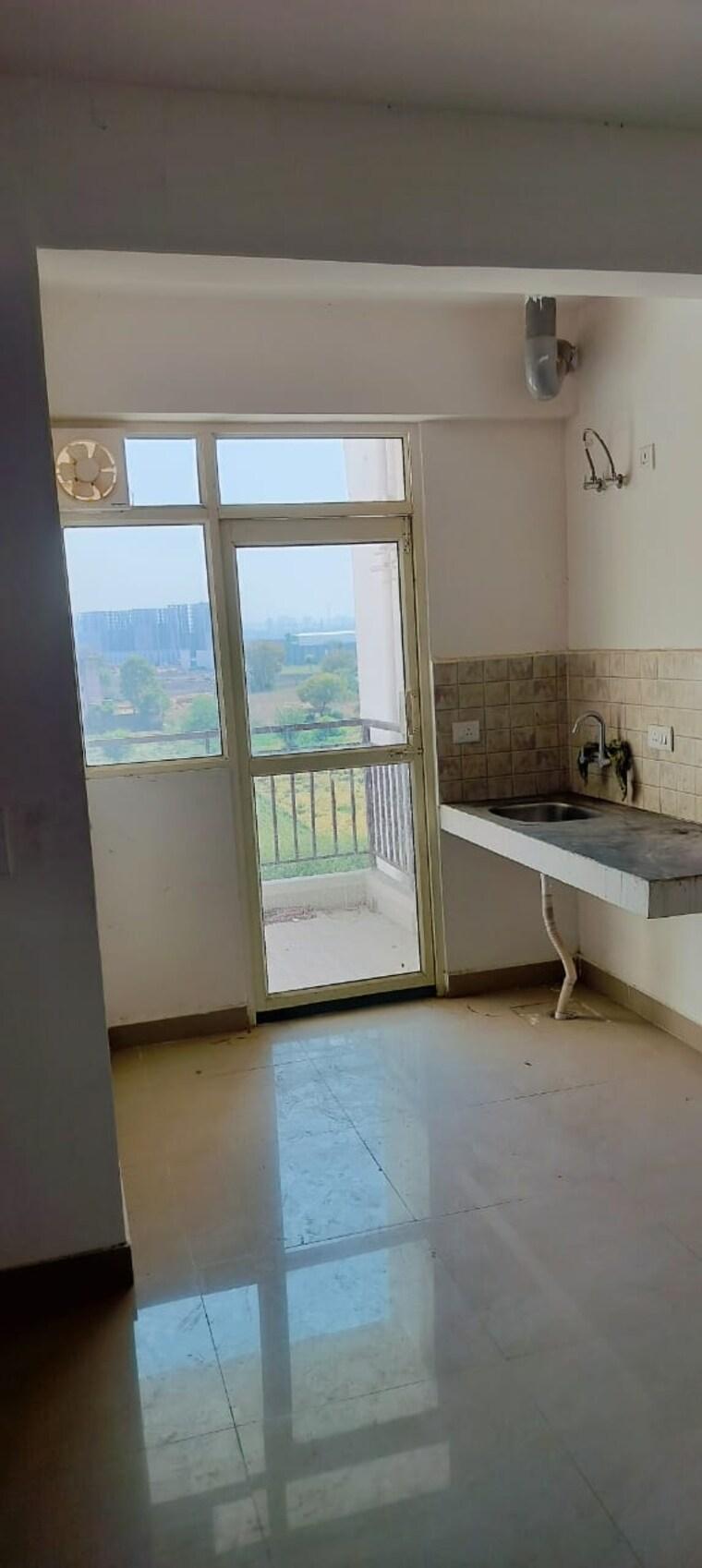 Kitchen, suncity-avenue-76 2 Bedroom 682 Sq.Ft. Apartment In Sector 76 Gurgaon 8400559