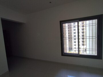 Room in 3 BHK Apartment at Sobha Palm Courts, Kogilu – for Rent