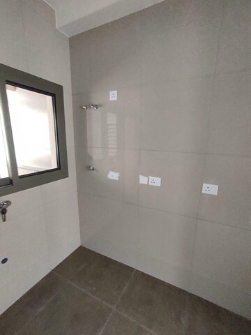 Room in 3 BHK Apartment at Sobha Palm Courts, Kogilu – for Rent