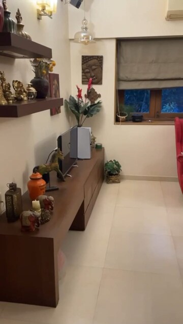 Plot Area in 3 BHK Apartment at Prabhadevi – for Sale