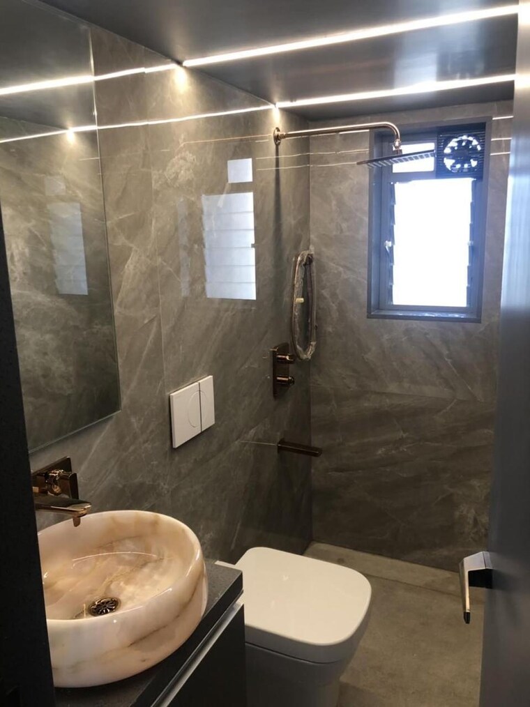 Bathroom, yashodeep-castle-chs 2 Bedroom 875 Sq.Ft. Apartment In Oshiwara Mumbai 8400603