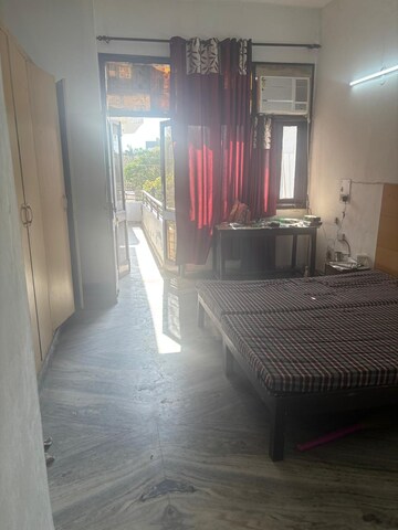 Bathroom in 1 RK Builder Floor at RWA Apartments Sector 50, Sector 50 – for Rent