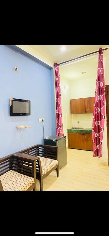 Bedroom in 1 RK Builder Floor at SS 100, Sector 49 – for Rent
