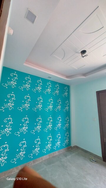 Room in 1 BHK Apartment at New Ashok Nagar – for Sale