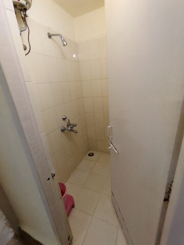 Swimming Pool in 1 BHK Apartment at Popular Heights, Koregaon Park – for Rent