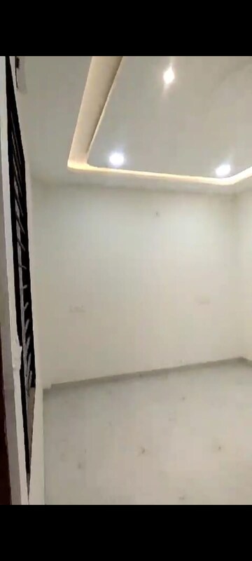 Room in 4 BHK Independent House at Ujjain Road – for Sale