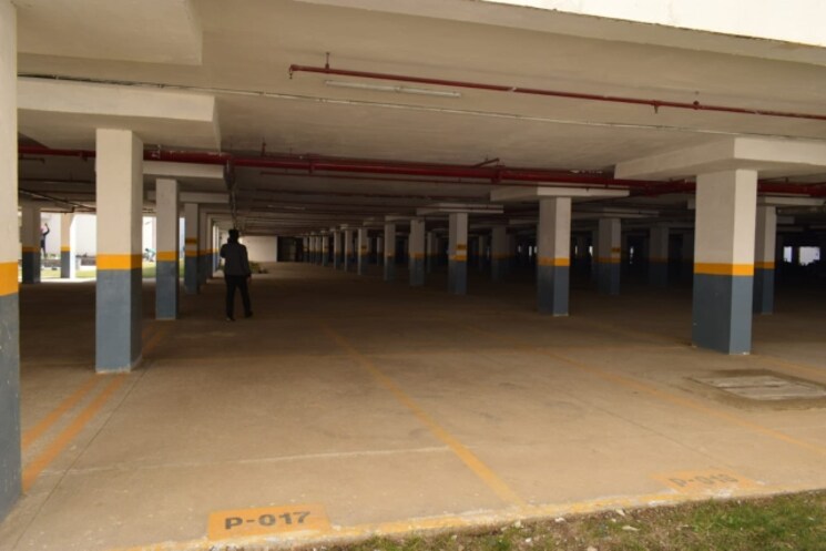  Parking, emaar-gurgaon-greens 3 Bedroom 1650 Sq.Ft. Apartment In Sector 102 Gurgaon 8400981