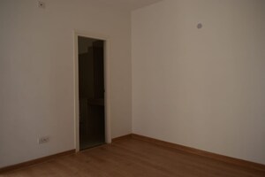 Room in 3 BHK Apartment at Emaar Gurgaon Greens, Sector 102 – for Sale