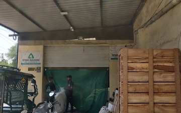 Shop For Rent in Old Palasia