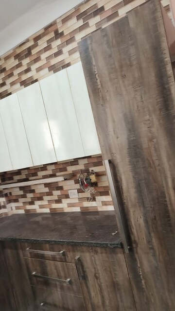 Balcony in 3 BHK Builder Floor at SS Mayfield Gardens, Sector 51 – for Rent