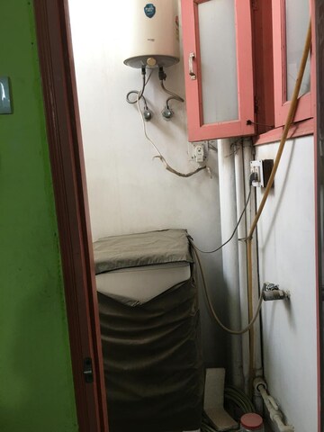 Bathroom in 1 RK Independent House at Ansal Celebrity Homes, Sector 2 – for Rent