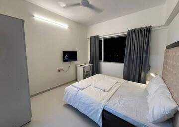 Bedroom in 2 BHK Apartment at K Raheja Vihar, Powai – for Rent