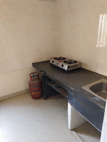 Room in 1 BHK Apartment at Chashm e Shahi, Koregaon Park – for Rent
