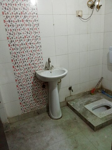 Bathroom in 2 BHK Builder Floor at Paryavaran Complex – for Rent