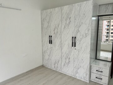 Room in 2 BHK Apartment at Shapoorji Pallonji Joyville Gurgaon, Sector 102 – for Rent