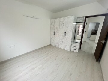 Room in 2 BHK Apartment at Shapoorji Pallonji Joyville Gurgaon, Sector 102 – for Rent
