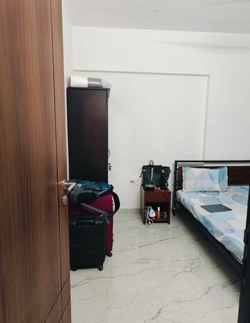 Room in 2 BHK Apartment at Lake Home, Powai – for Rent